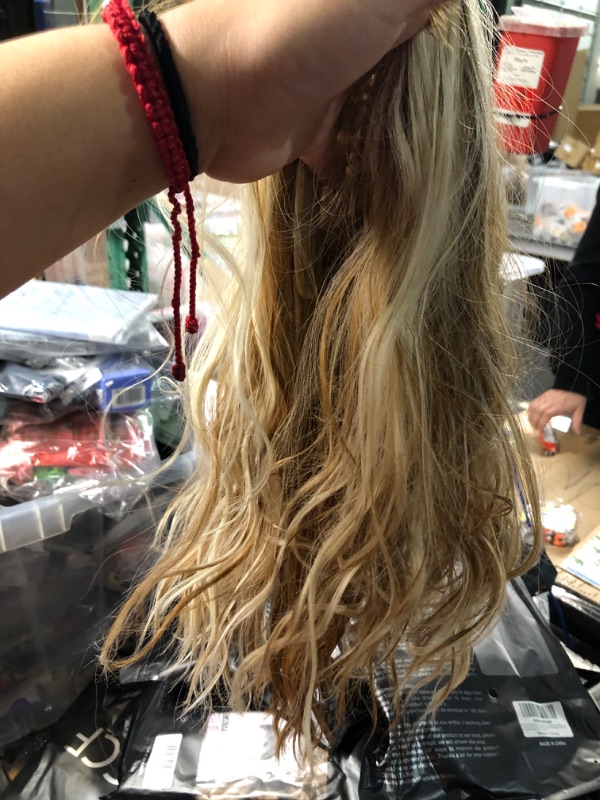 Photo 1 of QACCF Short Dirty Blonde Wig 14" Shoulder Length Curly Pelucas Short Wavy Women Side Part Realistic Halloween Cosplay Bob Wig (BlondeM)