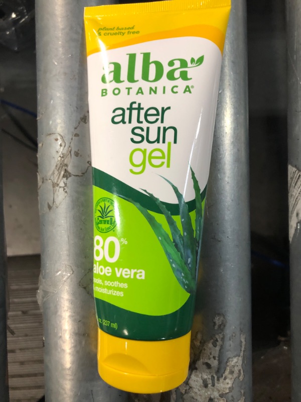 Photo 3 of Alba Botanica Gel Aloe Vera After Sun 8