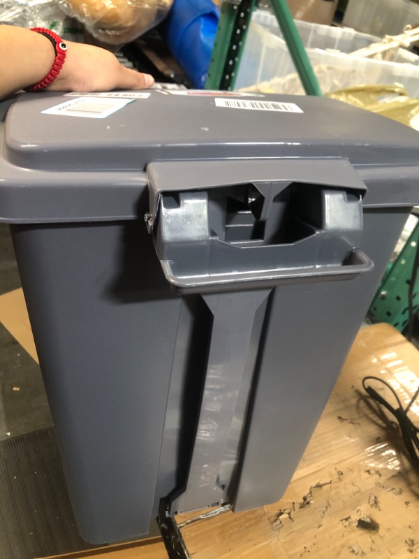 Photo 1 of 8.25-Gal. Step-On Wastebasket