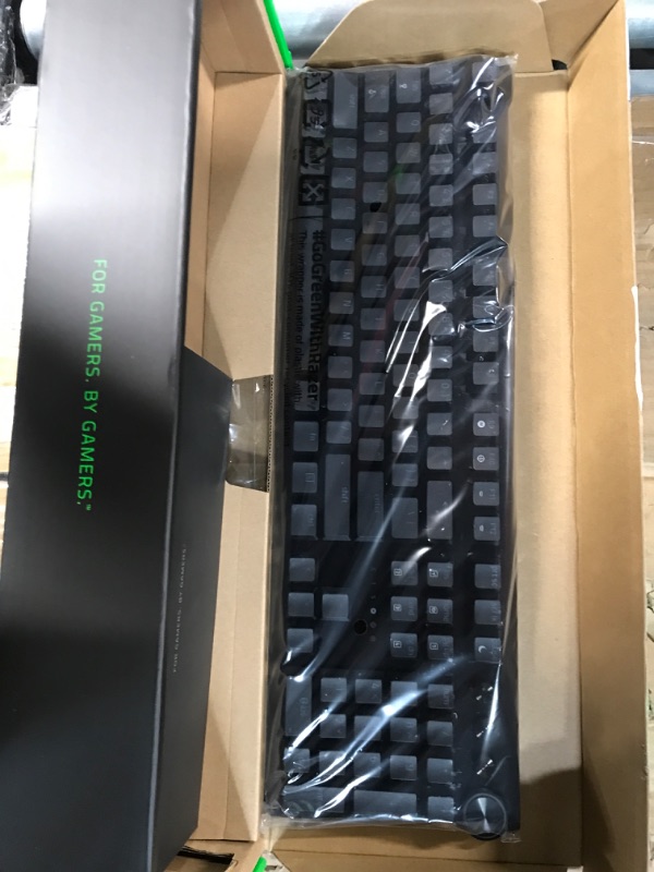 Photo 2 of **NON-REFUNDABLE-SEE COMMENTS** NO CORD OR WRIST REST*** KEYBOARD ONLY*** Razer Huntsman V3 Pro Gaming Keyboard: Analog Optical Switches 