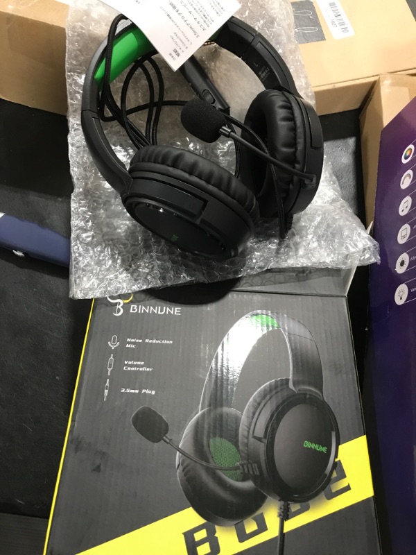 Photo 1 of BINNUNE Gaming Headset with Mic for Xbox Series X|S Xbox One PS4 PS5 PC Switch, Wired Audifonos Gamer Headphones with Microphone Xbox 1 Playstation 4|5 Black/Green