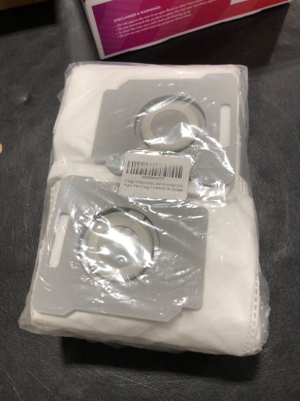 Photo 1 of   i7 14 PACK WHITE  BAGS