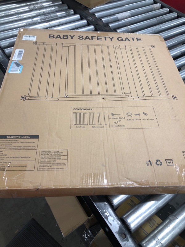 Photo 2 of BABY SAFETY GATE - BLACK