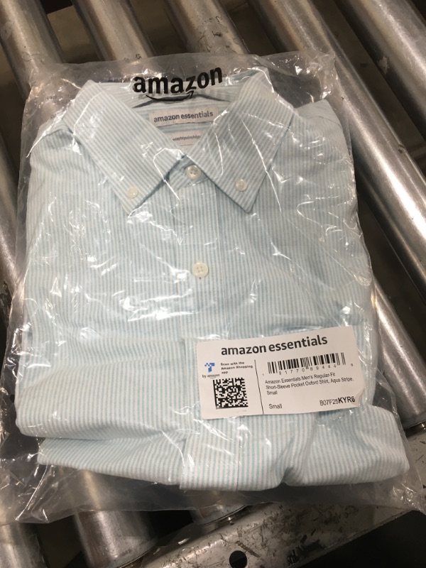 Photo 2 of Amazon Essentials Men's Regular-Fit Short-Sleeve Pocket Oxford Shirt Small Aqua Blue Stripe, Small