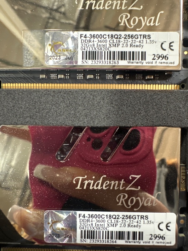 Photo 1 of G.SKILL Trident Z Royal Series (Intel XMP) DDR4 RAM 256GB (8x32GB) 3600MT/s CL18-22-22-42 1.35V Desktop Computer Memory UDIMM - Silver (F4-3600C18Q2-256GTRS)