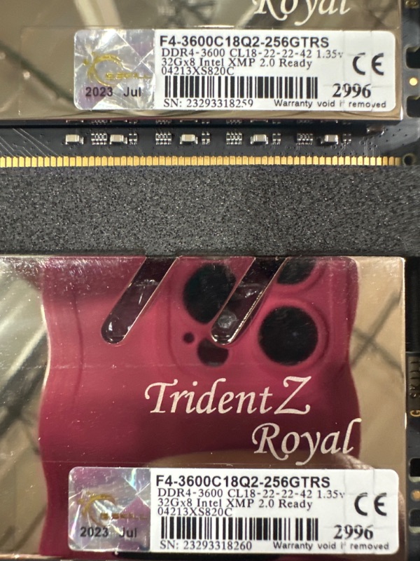Photo 1 of G.SKILL Trident Z Royal Series (Intel XMP) DDR4 RAM 256GB (8x32GB) 3600MT/s CL18-22-22-42 1.35V Desktop Computer Memory UDIMM - Silver (F4-3600C18Q2-256GTRS)