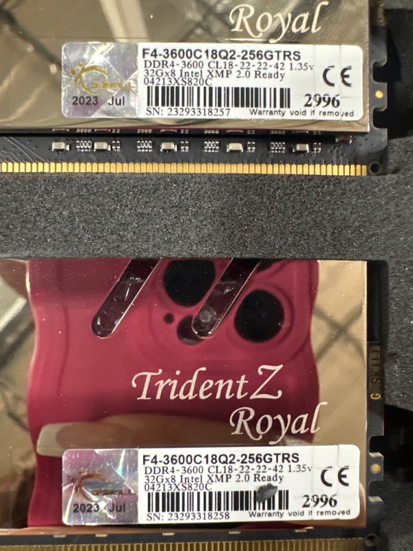 Photo 1 of G.SKILL Trident Z Royal Series (Intel XMP) DDR4 RAM 256GB (8x32GB) 3600MT/s CL18-22-22-42 1.35V Desktop Computer Memory UDIMM - Silver (F4-3600C18Q2-256GTRS)