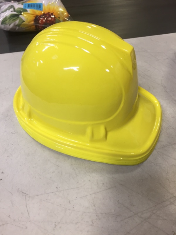 Photo 1 of 30 PCK PLASTIC CONSTRUCTION HAT YELLOW SMALL