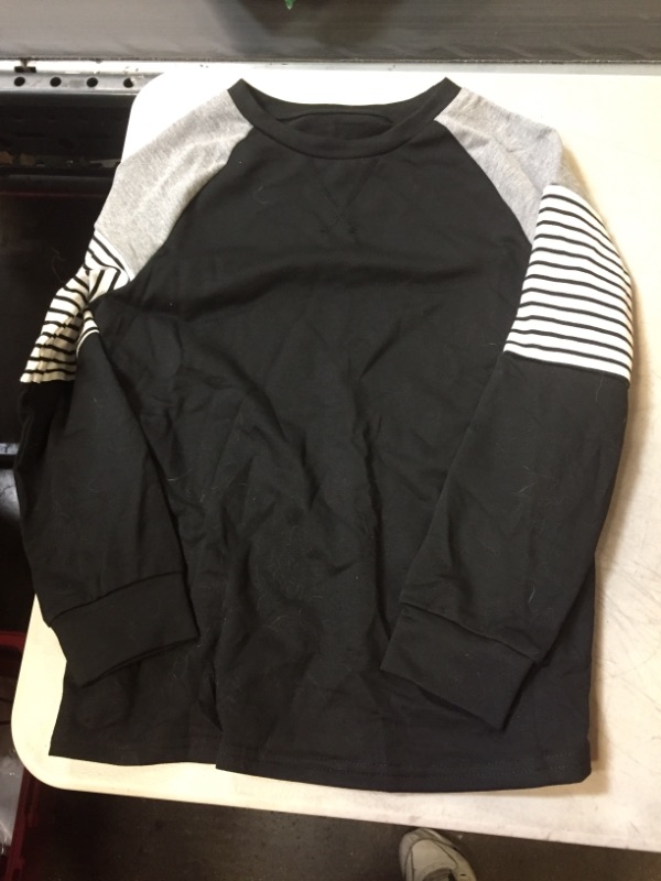 Photo 1 of BOYS SWEATER BLACK/WHITE SMALL