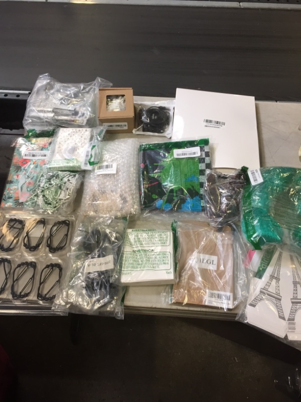 Photo 1 of 16 PCS MISC. ITEMS BAG LOT