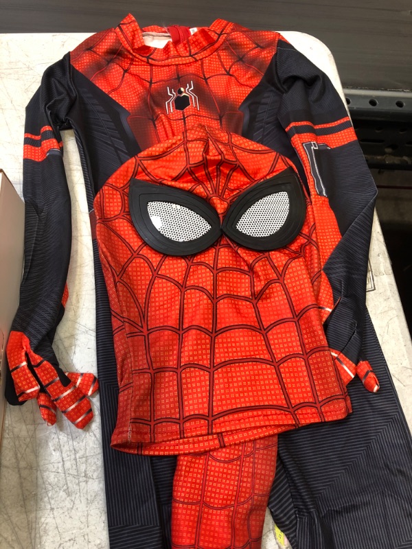 Photo 1 of BOYS SPIDERMAN COSTUME 
SIZE POSSIBLY 3-4 Y OLD 