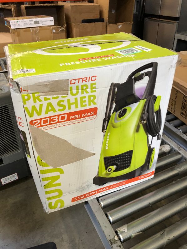 Photo 3 of 2030 MAX PSI 1.76 GPM 14.5 Amp Electric Pressure Washer