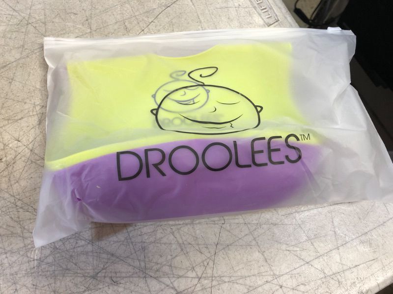 Photo 2 of Droolees Silicone Bibs X2, Size: One Size