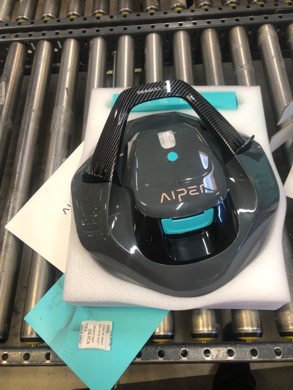 Photo 3 of (2023 Upgrade) AIPER Seagull SE Cordless Robotic Pool Cleaner, Pool Vacuum Lasts 90 Mins, LED Indicator, Self-Parking, Ideal for Above/In-Ground Flat Pools up to 40 Feet - Gray
