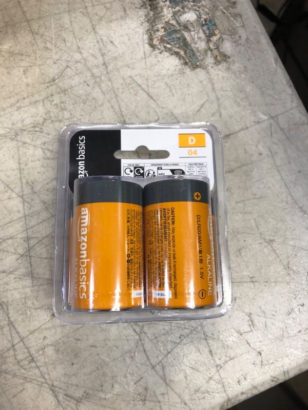 Photo 1 of Amazon Basics 4 Pack D Cell All-Purpose Alkaline Batteries, Easy to Open Value Pack 4 D Batteries