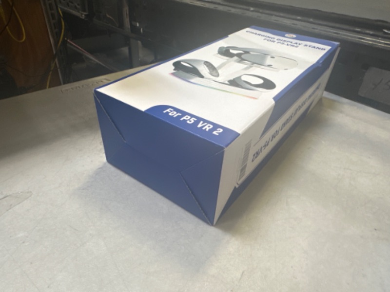 Photo 1 of PSVR2 Controller Charging Station P5 VR2 Charging Dock Station Headset