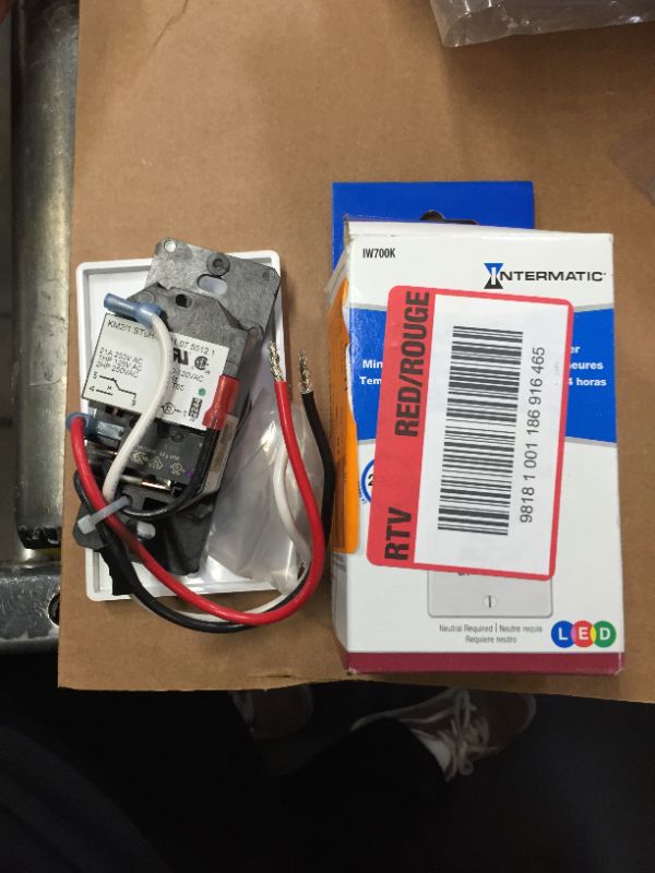 Photo 1 of Intermatic IW700K 20-Amp Heavy Duty In-Wall Timer