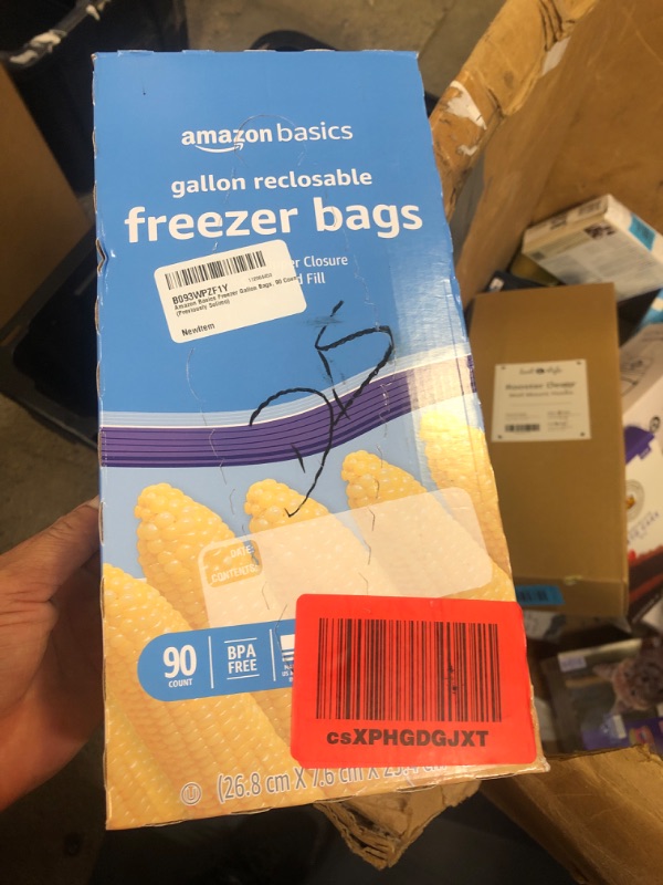 Photo 2 of Amazon Basics Freezer Gallon Bags, 90 Count (Previously Solimo)