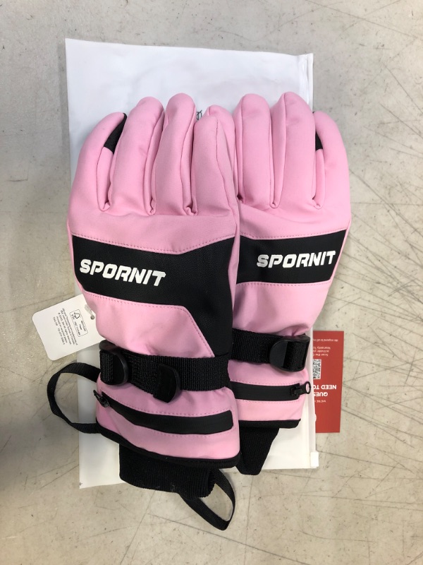 Photo 2 of -10? Winter Gloves for Men Women, 3M Insulated Waterproof Windproof Ski Gloves, Warm Snow Gloves with Zipper Pockets & Touchscreen Fingers, 5-Layer Thermal Cold Weather Gloves for Skiing Snowboarding Pink Medium