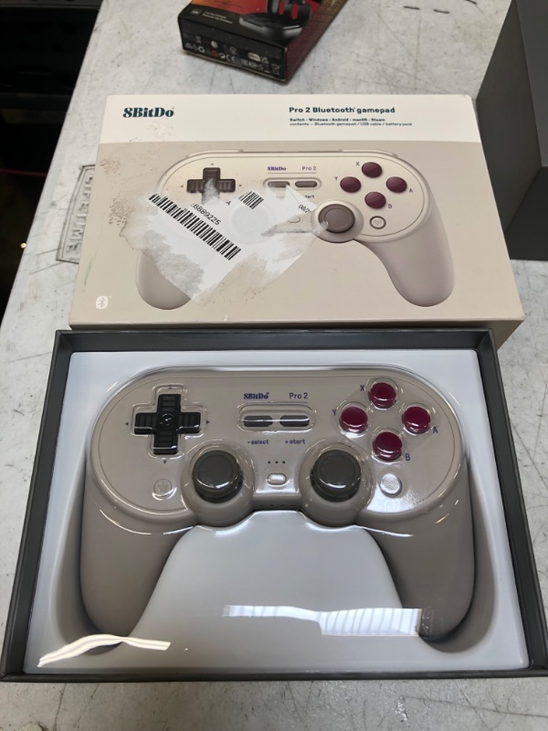 Photo 2 of 8Bitdo Pro 2 Bluetooth Controller for Switch/Switch OLED