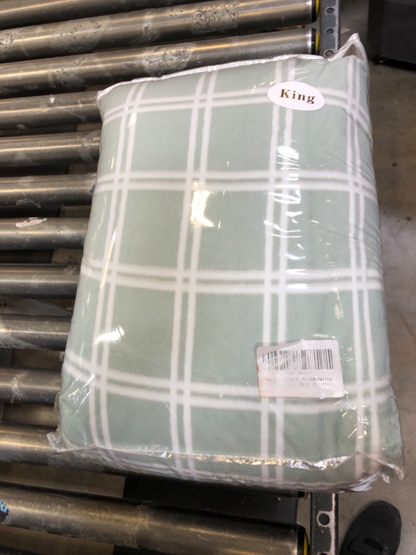 Photo 1 of 3 Piece King Comforter Set Green and White Plaid