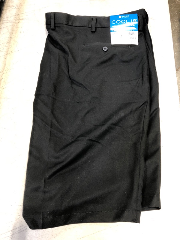 Photo 2 of Haggar Men's 'Cool 18' Pleat Front Hidden Expandable Waist Short-Regular and Big & Tall Sizes 50 Black (MSRP $55)