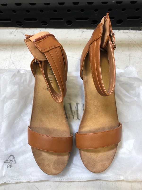 Photo 1 of DREAM PAIRS Women's SIZE 8 Open Toe Buckle Ankle Strap Platform Wedge Sandals Camel
