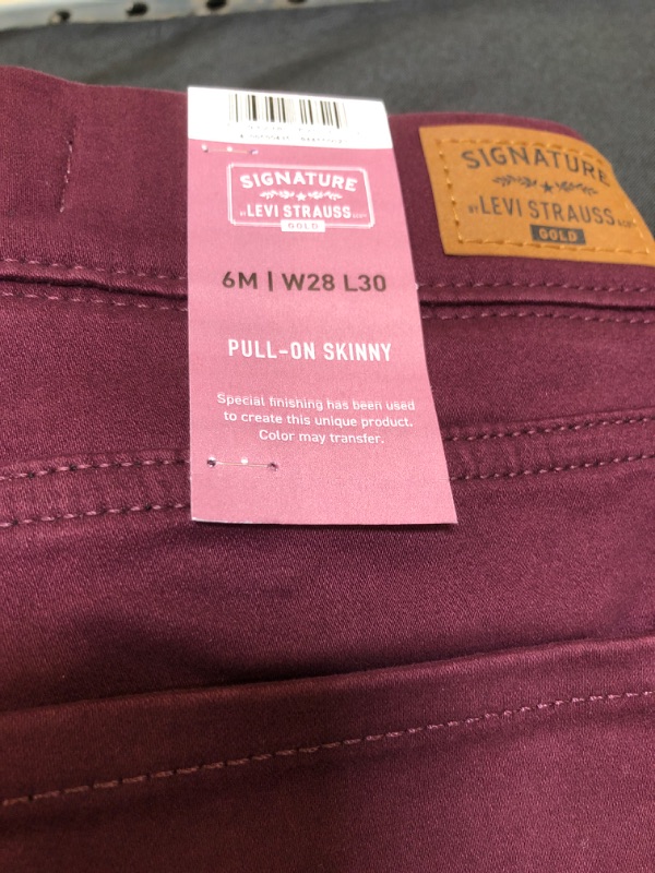 Photo 3 of Signature by Levi Strauss & Co. Gold Label Women's Totally Shaping Pull-on Skinny Jeans (Available in Plus Size) 6M Winetasting