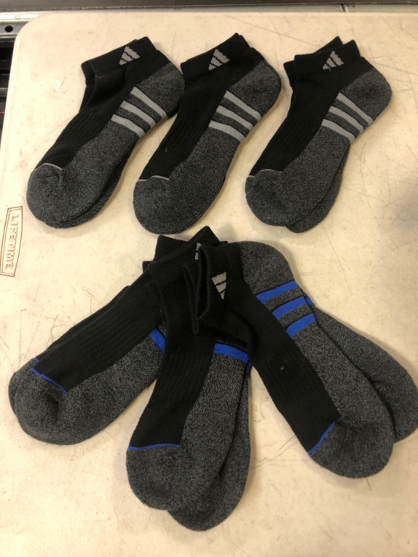 Photo 1 of 6 PCK SOCKS BLACK