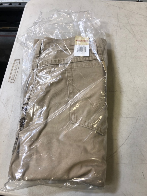 Photo 2 of WRANGLER JEAN RUGGED WEAR® RELAXED FIT STRAIGHT 40 X 34 KHAKI 