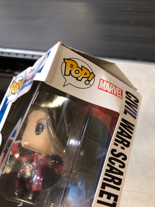 Photo 3 of Funko Pop! Marvel: Captain America: Civil War Build A Scene - Scarlet Witch, Amazon Exclusive, Figure 5 of 12
NEW - BOX DAMAGED