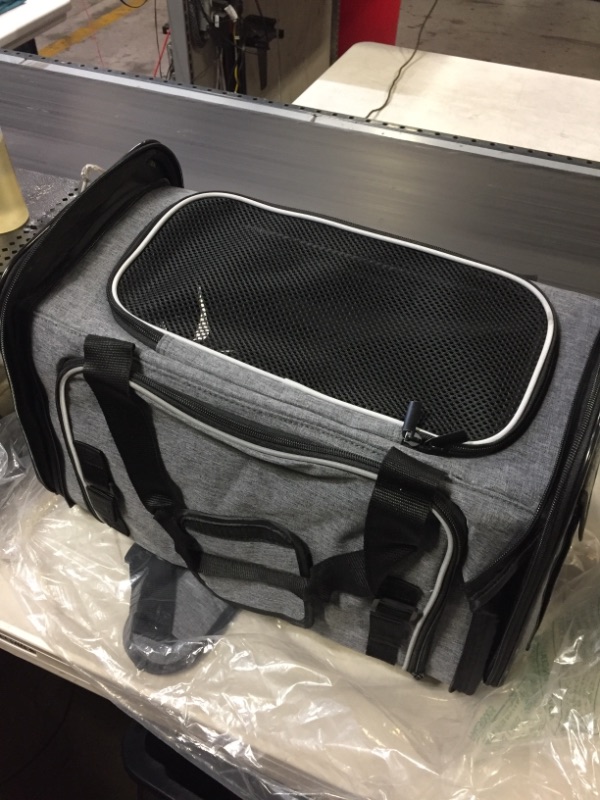 Photo 1 of 17 X 11 TRAVEL PET CARRIER GREY/BLACK