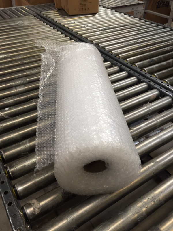 Photo 1 of 24inch bubble wrap roll