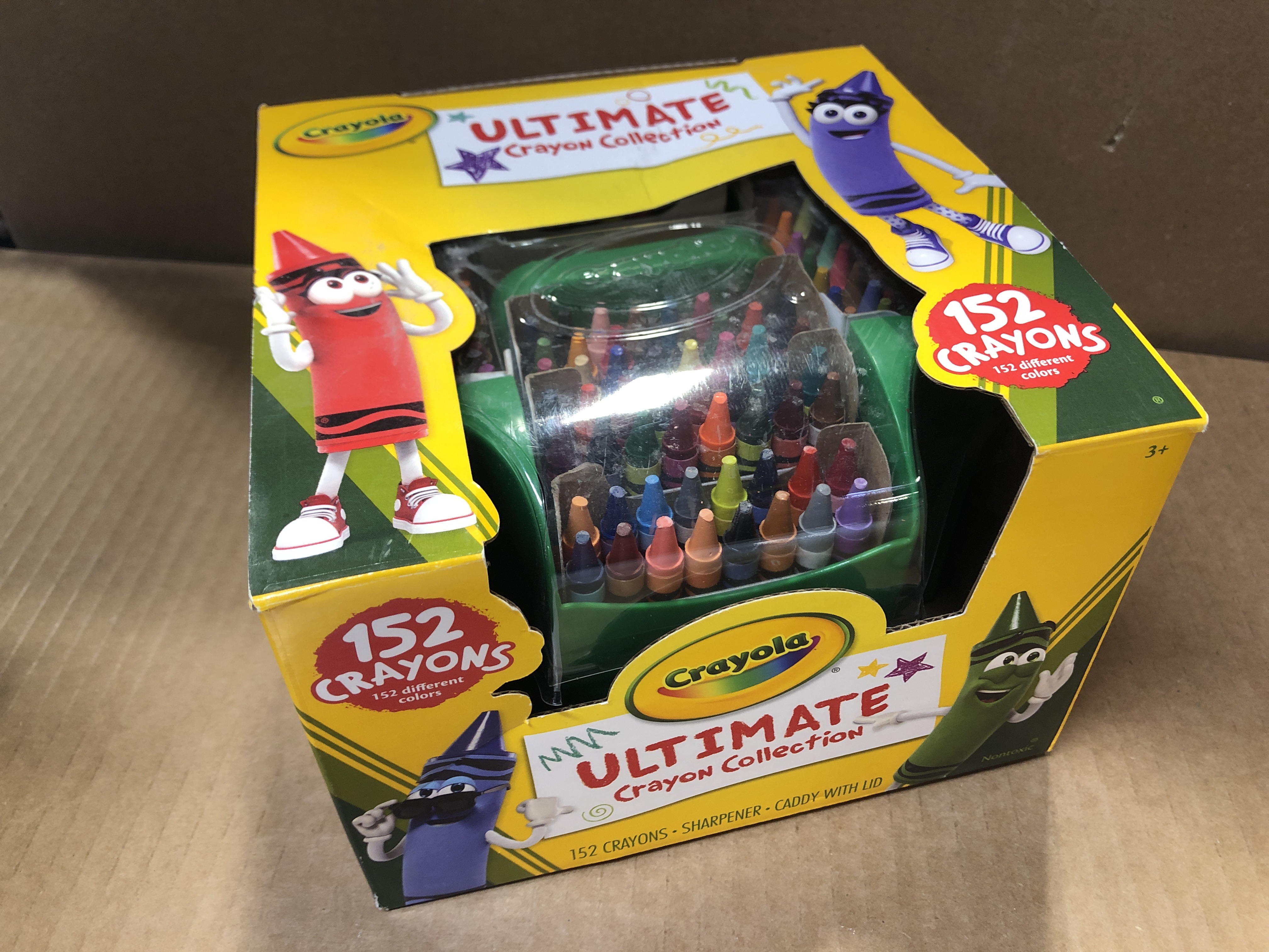 Photo 2 of Crayola Ultimate Crayon Collection, 152 count