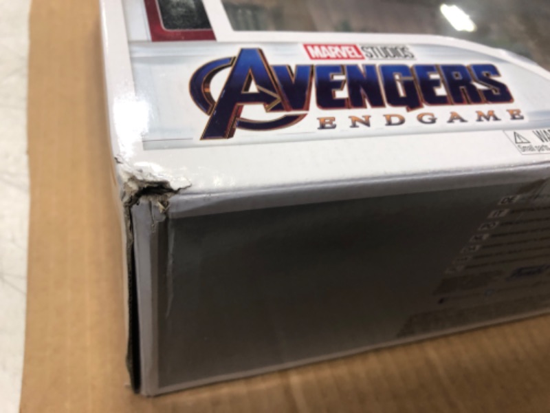 Photo 4 of Funko Pop! Moments Deluxe: Avengers: Endgame - Thor's House, Miek, Korg, Thor---------factory sealed damage box-----