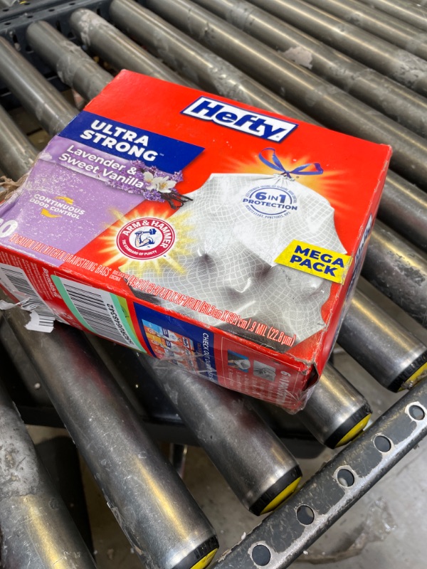 Photo 1 of Hefty 80 Count (Pack of 1)