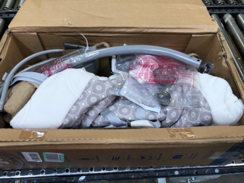 Photo 2 of Graco Simple Sway Abbington Baby Swing