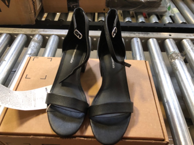 Photo 1 of amazon essentials women's black heels size 7