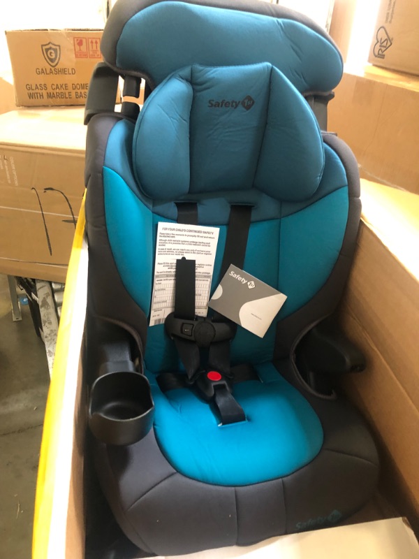 Photo 3 of Safety 1st Grand 2-in-1 Booster Car Seat, Forward-Facing with Harness, 30-65 pounds and Belt-Positioning Booster, 40-120 pounds, Capri Teal