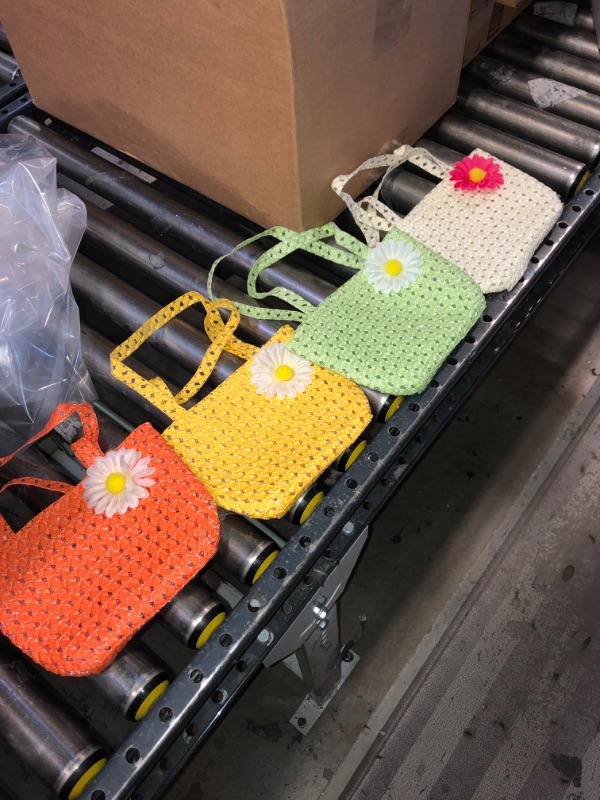 Photo 1 of 4 pack girls sunflower purses 