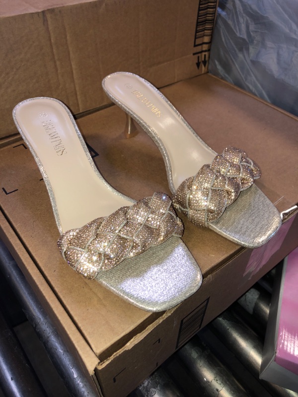 Photo 1 of dream pairs womens heels size 9.5