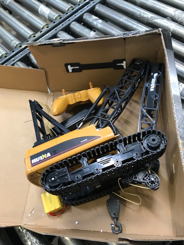 Photo 1 of Hitish Remote Control Tower Crane Die Cast Truck Hoist Dragline 1:14 Scale 2.4GHz Remote Control Engineering Lift Model Truck Crawler Loader Excavator Bulldozer Construction Toy for Boys & Girls