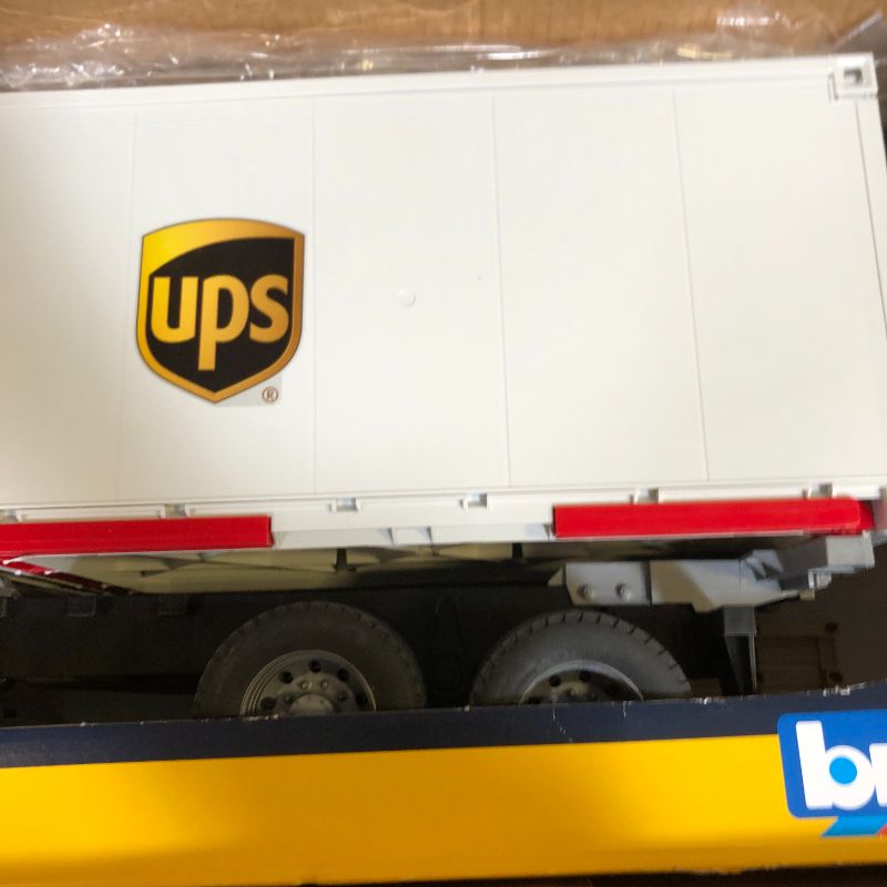 Photo 4 of Bruder - MACK Granite UPS Logistics Truck with Forklift
