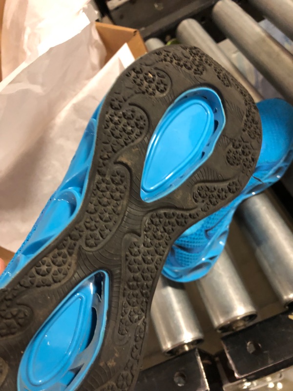 Photo 1 of BLUE SNEAKERS SHOE SIZE 6