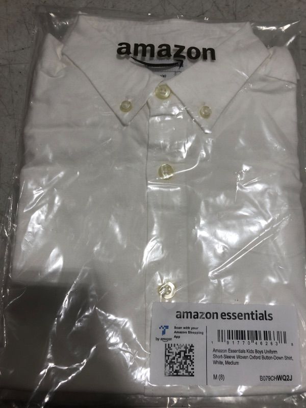 Photo 2 of Amazon Essentials Boys' Uniform Short-Sleeve Woven Oxford Button-Down Shirt Medium White