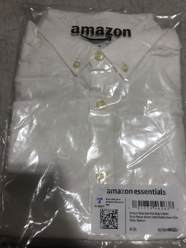 Photo 2 of Amazon Essentials Boys' Uniform Short-Sleeve Woven Oxford Button-Down Shirt SIZE Medium White