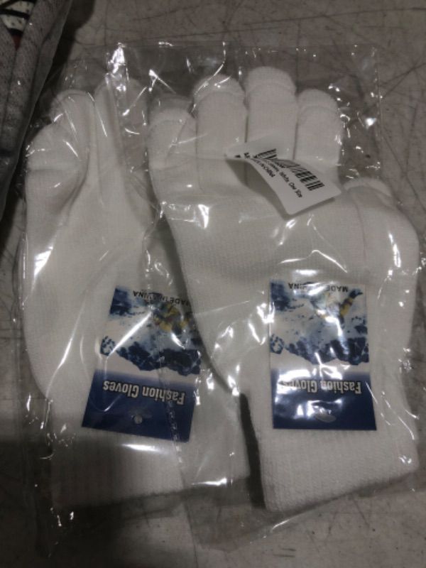 Photo 2 of 2 pairs of A&R Sports Knit Gloves One Size White