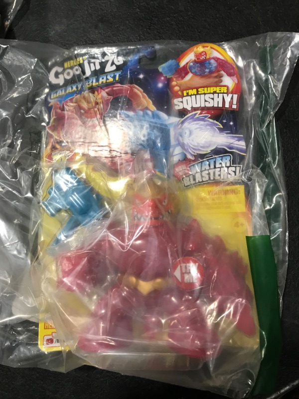 Photo 2 of Heroes of Goo Jit Zu Galaxy Blast Hero Pack - Super Squishy Blazagon with an All New Water Blaster