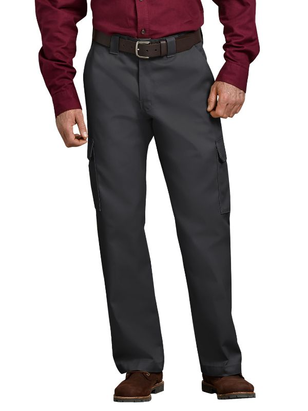 Photo 1 of Dickies Men's Relaxed Fit Straight Leg Cargo Work Pants - Black Size 32 X 34 (WP592)
