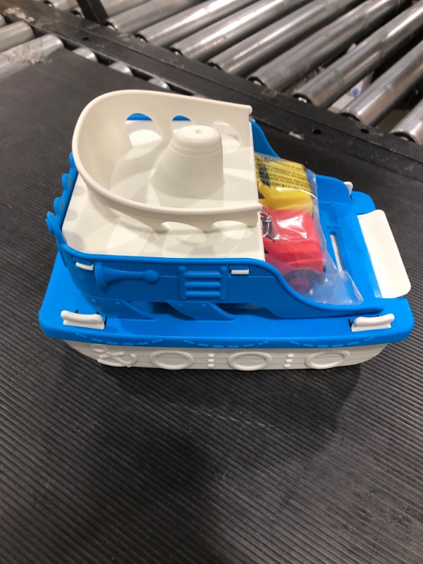 Photo 3 of Amazon Basics Ferry Boat with 2 Mini Cars Bathtub Toy, Blue